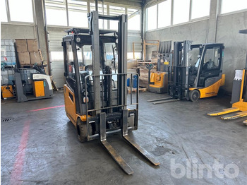 Forklift JUNGHEINRICH EFG