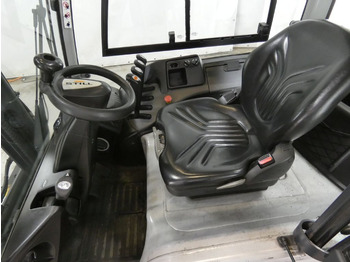 Electric forklift STILL RX60-30: picture 3