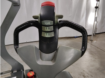 Pallet truck Still EXH-SF20: picture 3