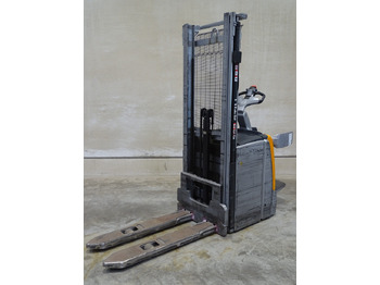 Stacker STILL