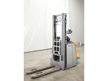 Stacker STILL