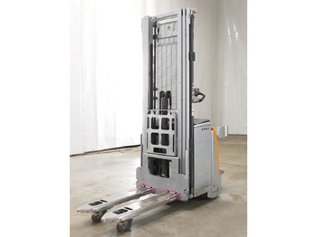 Stacker STILL