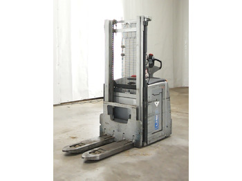 Stacker STILL