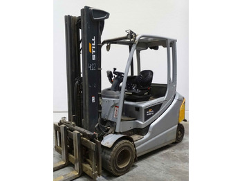 Electric forklift STILL RX60