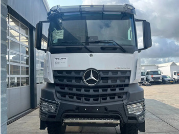 New Curtainsider truck Mercedes-Benz Arocs 3340 A 6x6 Cargo Truck: picture 4 New Curtainsider truck Mercedes-Benz Arocs 3340 A 6x6 Cargo Truck: picture 4