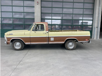 Car FORD