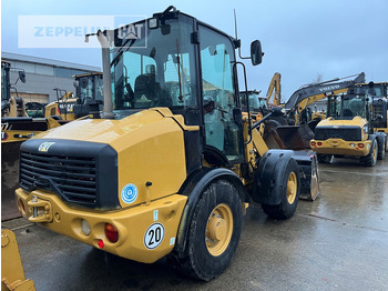 Wheel loader Cat 907M: picture 4