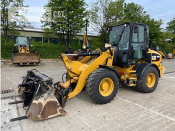Wheel loader CATERPILLAR 908M