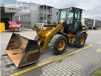 Wheel loader CATERPILLAR 908M