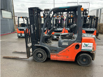 Diesel forklift TOYOTA FDF 25