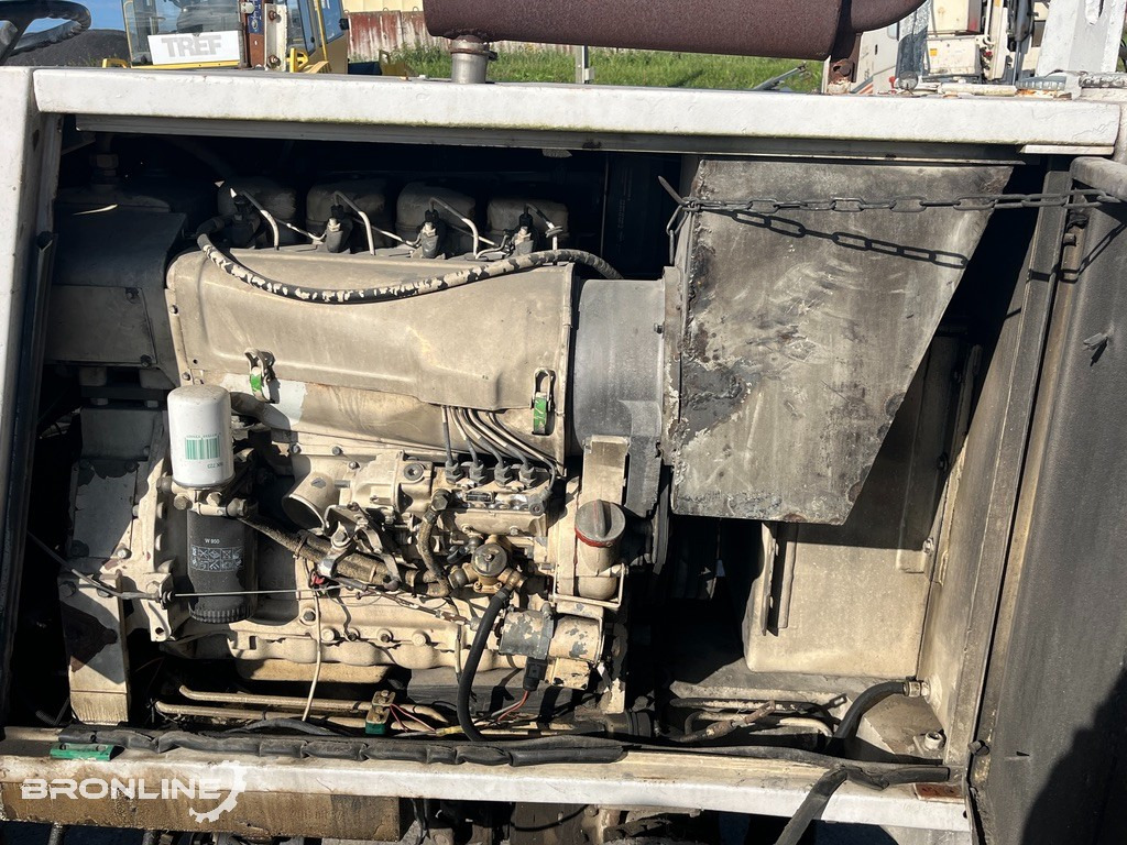 Asphalt distributor 1991 Wirtgen SF500C/4 Asfaldifrees 0,5m: picture 10