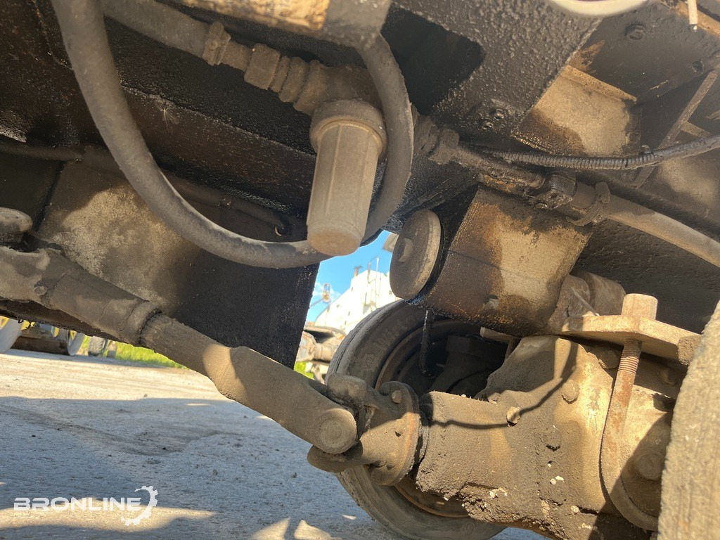Asphalt distributor 1991 Wirtgen SF500C/4 Asfaldifrees 0,5m: picture 11