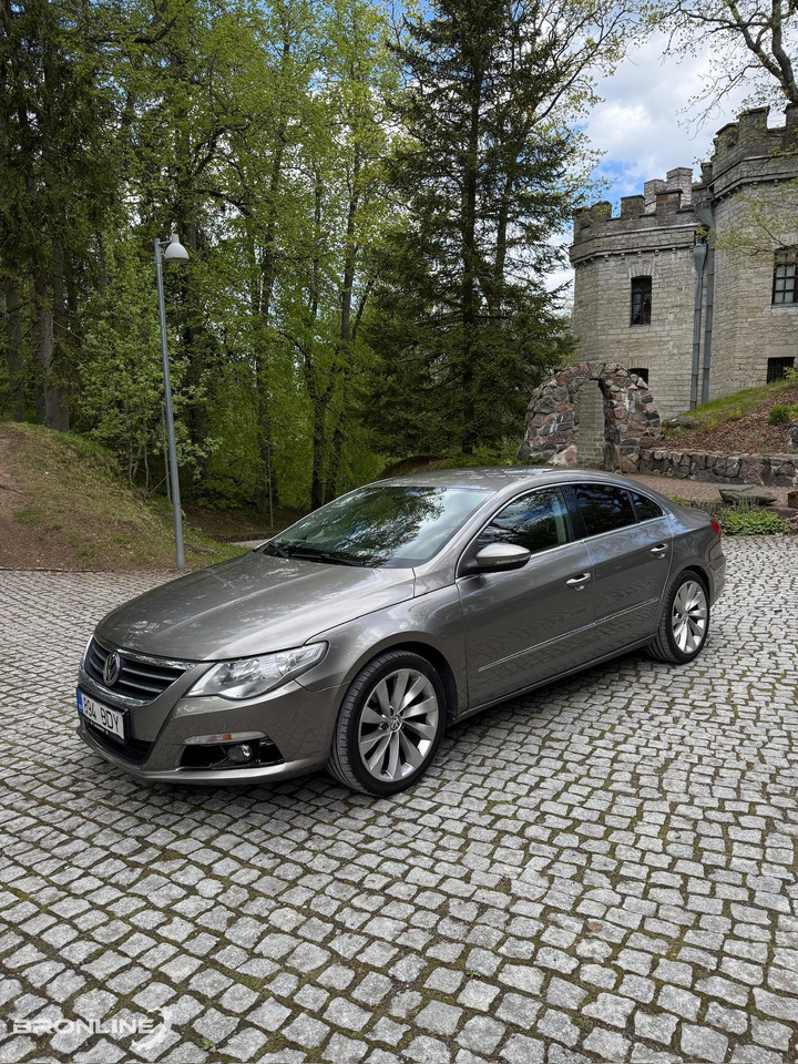 2009 Volkswagen Passat CC 2.0 147kW - Sedan: picture 1 2009 Volkswagen Passat CC 2.0 147kW - Sedan: picture 1