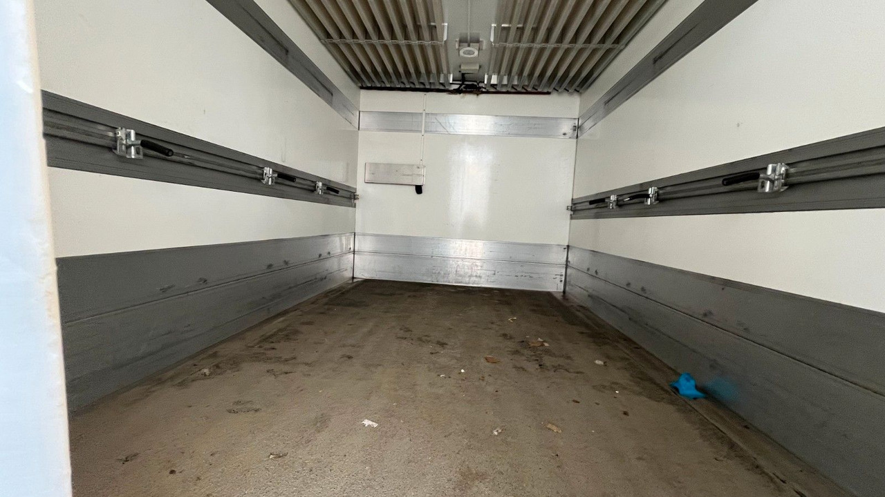 Iveco 50C18 Kühler Kühlkoffer Frigoblock Iveco 50C18 Kühler Kühlkoffer Frigoblock - Refrigerated van: picture 5 Iveco 50C18 Kühler Kühlkoffer Frigoblock Iveco 50C18 Kühler Kühlkoffer Frigoblock - Refrigerated van: picture 5