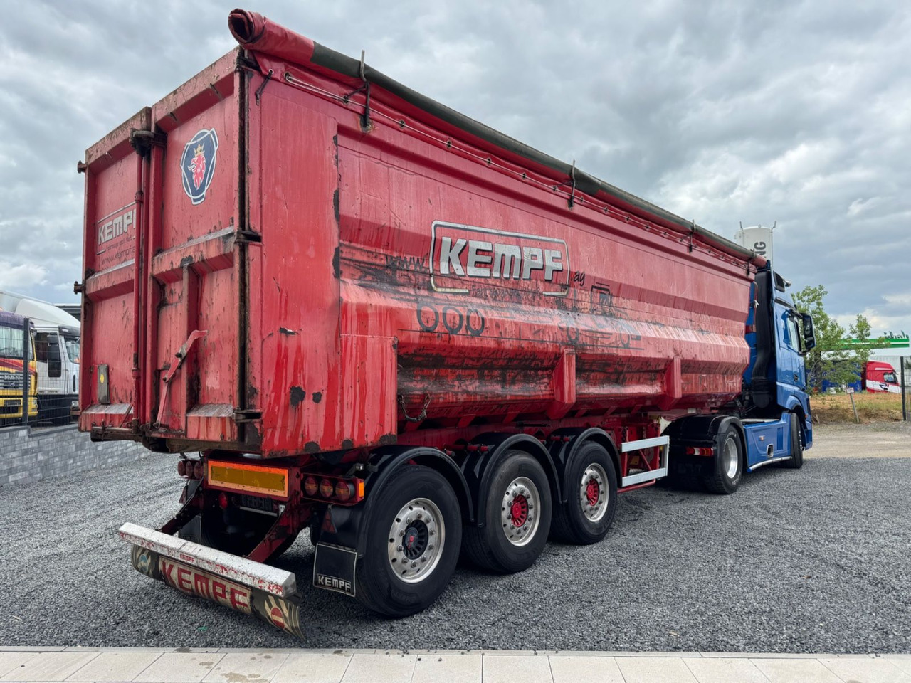 Kempf SKM35/3 Kippauflieger Schrott 50m3 Stahl - Tipper semi-trailer: picture 5 Kempf SKM35/3 Kippauflieger Schrott 50m3 Stahl - Tipper semi-trailer: picture 5