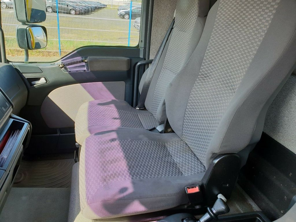 Lease a MAN TGL 10.180 Euro 4  Pferdetransporter Horse  MAN TGL 10.180 Euro 4  Pferdetransporter Horse: picture 7