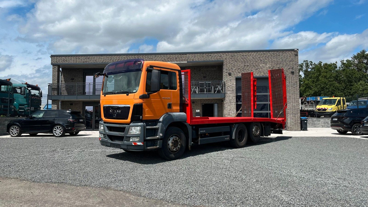 MAN TGS 26.320 Abschlepper Transporter Baumaschinen - Tow truck: picture 1 MAN TGS 26.320 Abschlepper Transporter Baumaschinen - Tow truck: picture 1