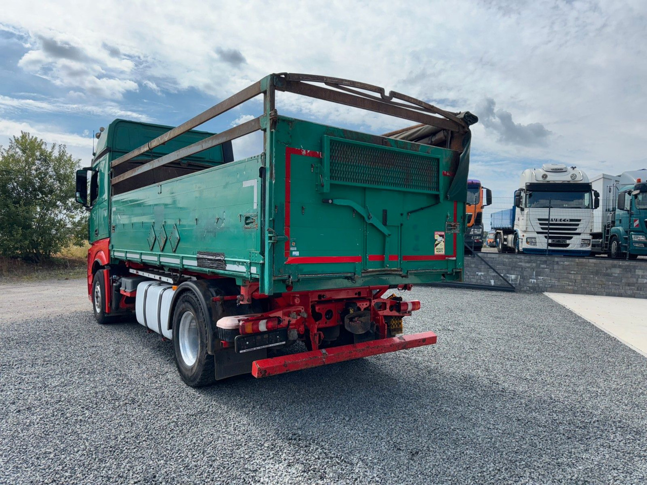 Tipper Mercedes-Benz Actros 1842 Kipper Dreiseitenkipper: picture 10