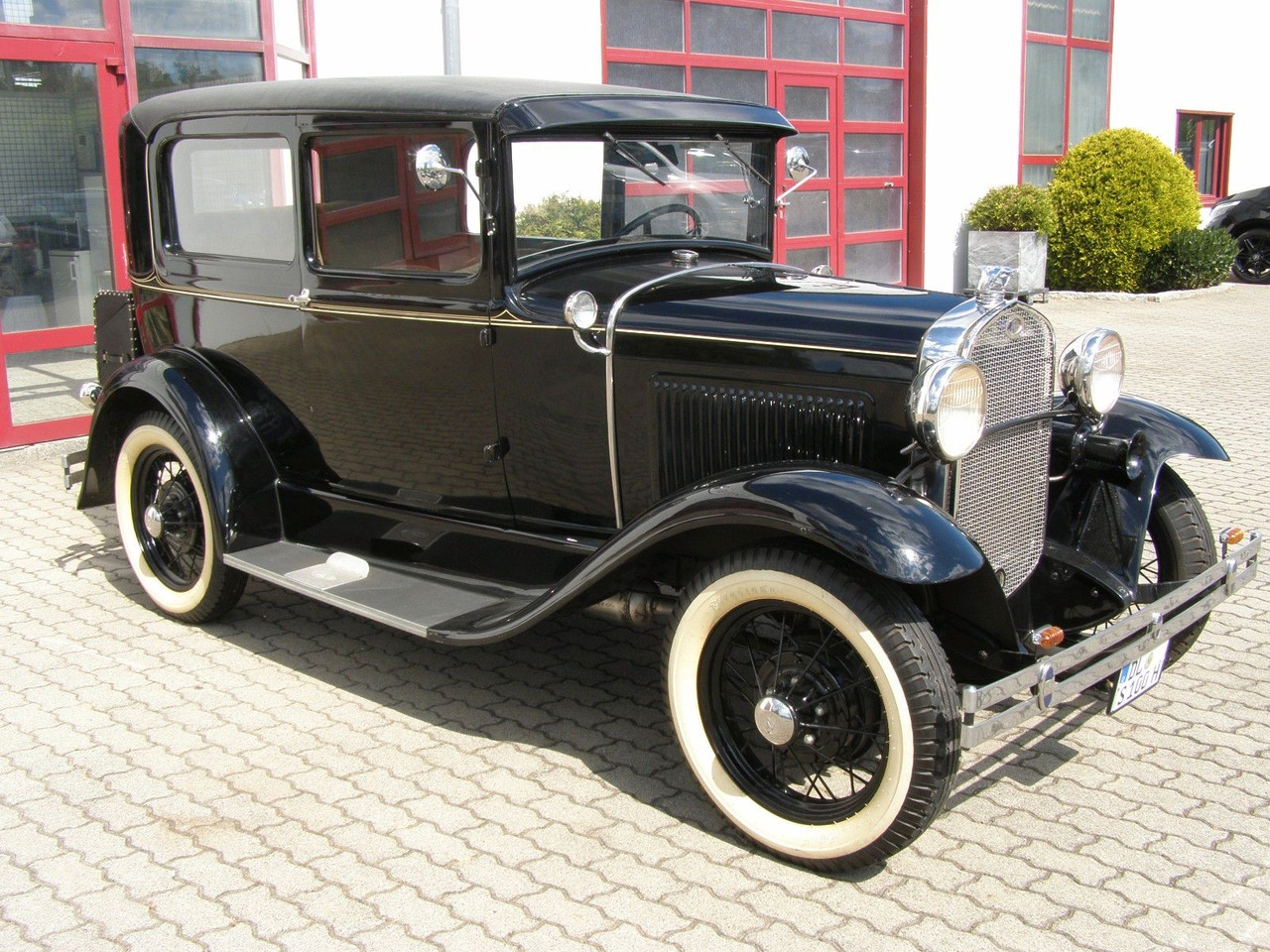 Ford MODELL A / TUDOR + H-Kennzeichen - Sedan: picture 1 Ford MODELL A / TUDOR + H-Kennzeichen - Sedan: picture 1