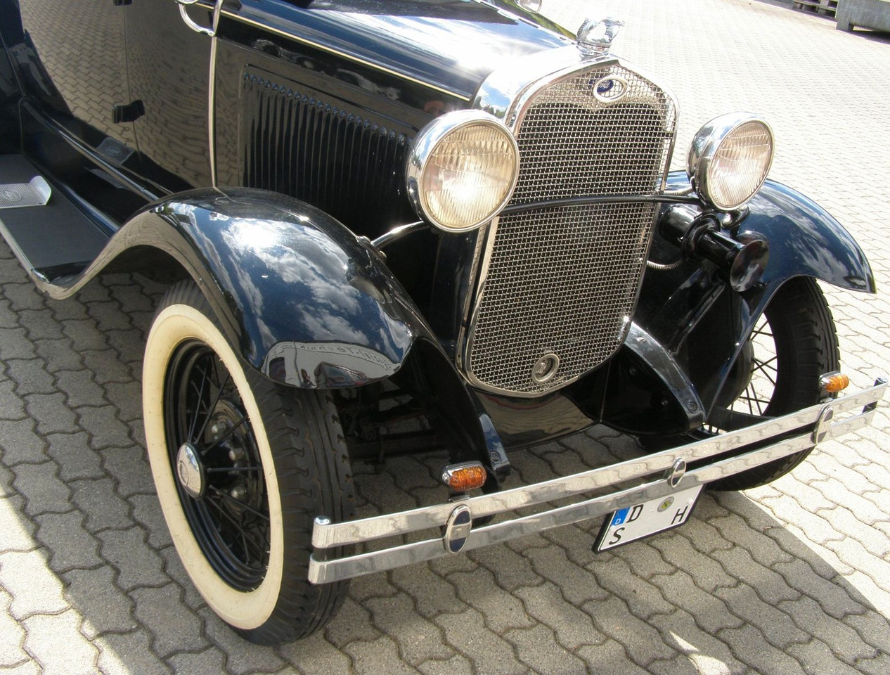 Sedan Ford MODELL  A  / TUDOR  +  H-Kennzeichen: picture 8