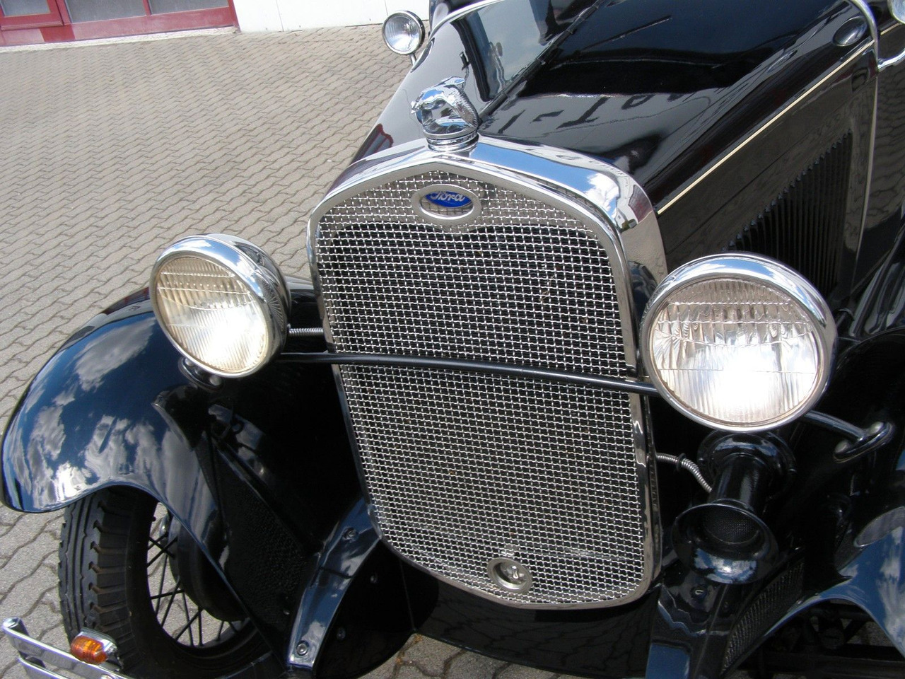 Sedan Ford MODELL  A  / TUDOR  +  H-Kennzeichen: picture 9