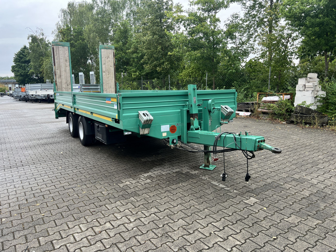Blomenroehr 688/18000 18 t Tandemtieflader, wenig Benutzt - Low loader trailer: picture 3 Blomenroehr 688/18000 18 t Tandemtieflader, wenig Benutzt - Low loader trailer: picture 3