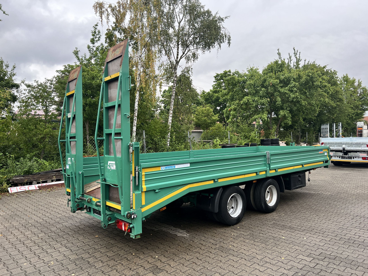 Blomenroehr 688/18000 18 t Tandemtieflader, wenig Benutzt - Low loader trailer: picture 4 Blomenroehr 688/18000 18 t Tandemtieflader, wenig Benutzt - Low loader trailer: picture 4