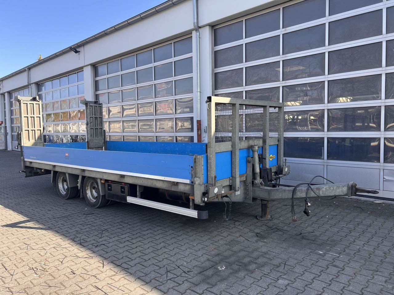 Humbaur 13,6 t Tandemtieflader - Low loader trailer: picture 2 Humbaur 13,6 t Tandemtieflader - Low loader trailer: picture 2