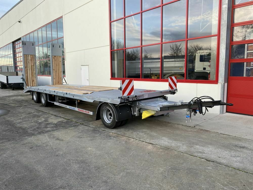 Möslein 3 Achs Tieflader mit gerader Ladefläche 9 m, Ne - Low loader trailer: picture 3 Möslein 3 Achs Tieflader mit gerader Ladefläche 9 m, Ne - Low loader trailer: picture 3
