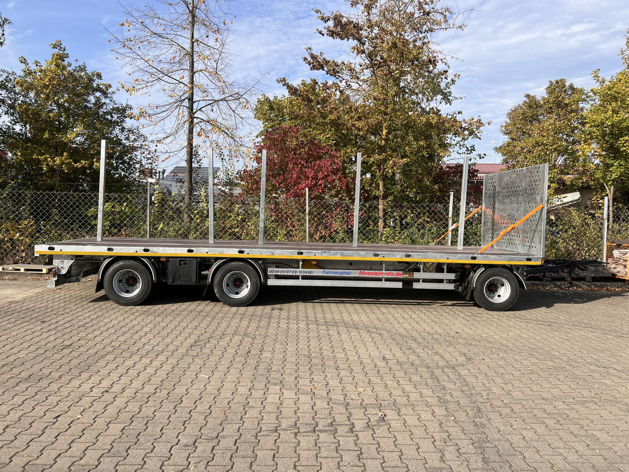 Möslein T 3 Plato 10,5 m 3 Achs Jumbo- Plato- Anhänger 10,50 m, Mega - Dropside/ Flatbed trailer: picture 2 Möslein T 3 Plato 10,5 m 3 Achs Jumbo- Plato- Anhänger 10,50 m, Mega - Dropside/ Flatbed trailer: picture 2
