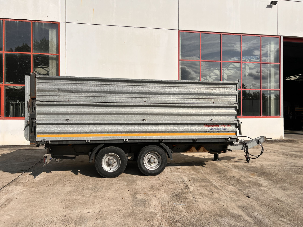 Möslein TDS 13 Schwebheim 13 t Tandemkipper- Tieflader, Aufsatzbordwände - Tipper trailer: picture 3 Möslein TDS 13 Schwebheim 13 t Tandemkipper- Tieflader, Aufsatzbordwände - Tipper trailer: picture 3