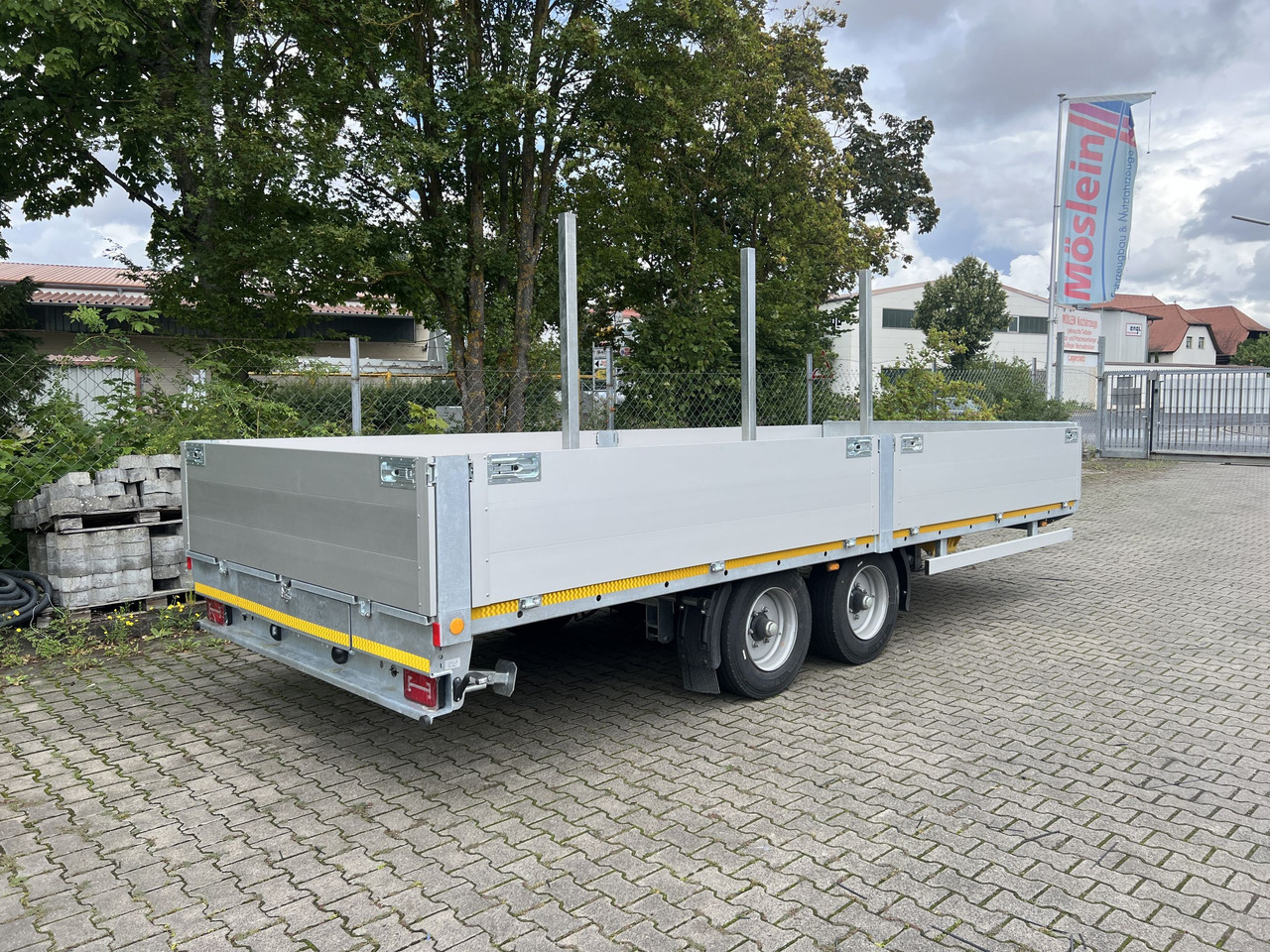 New Dropside/ Flatbed trailer Möslein THT 11- G 7,2  Tandem- Pritschenanhänger- Tieflader: picture 10