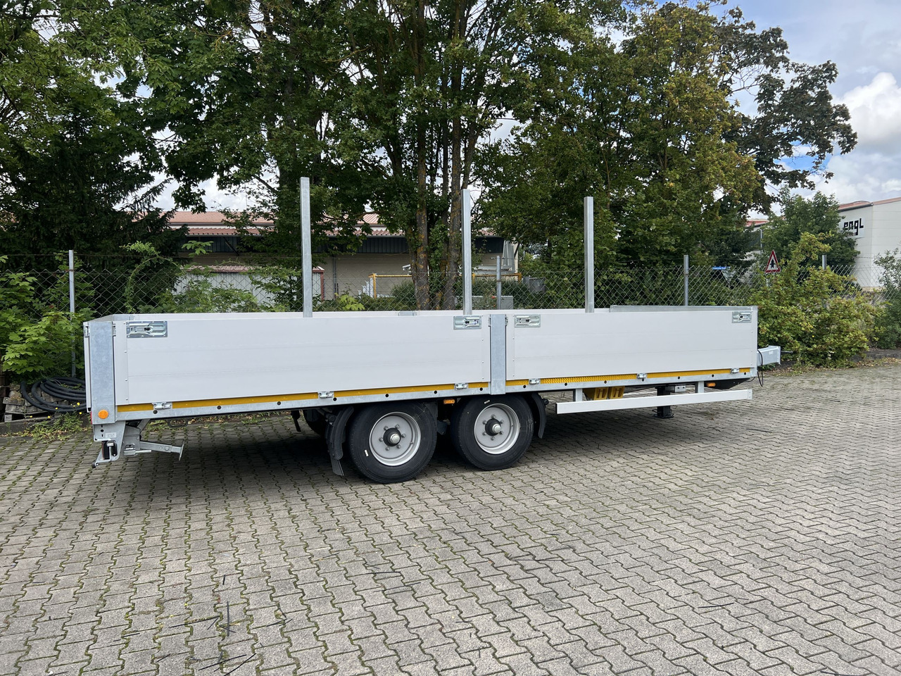 New Dropside/ Flatbed trailer Möslein THT 11- G 7,2  Tandem- Pritschenanhänger- Tieflader: picture 12