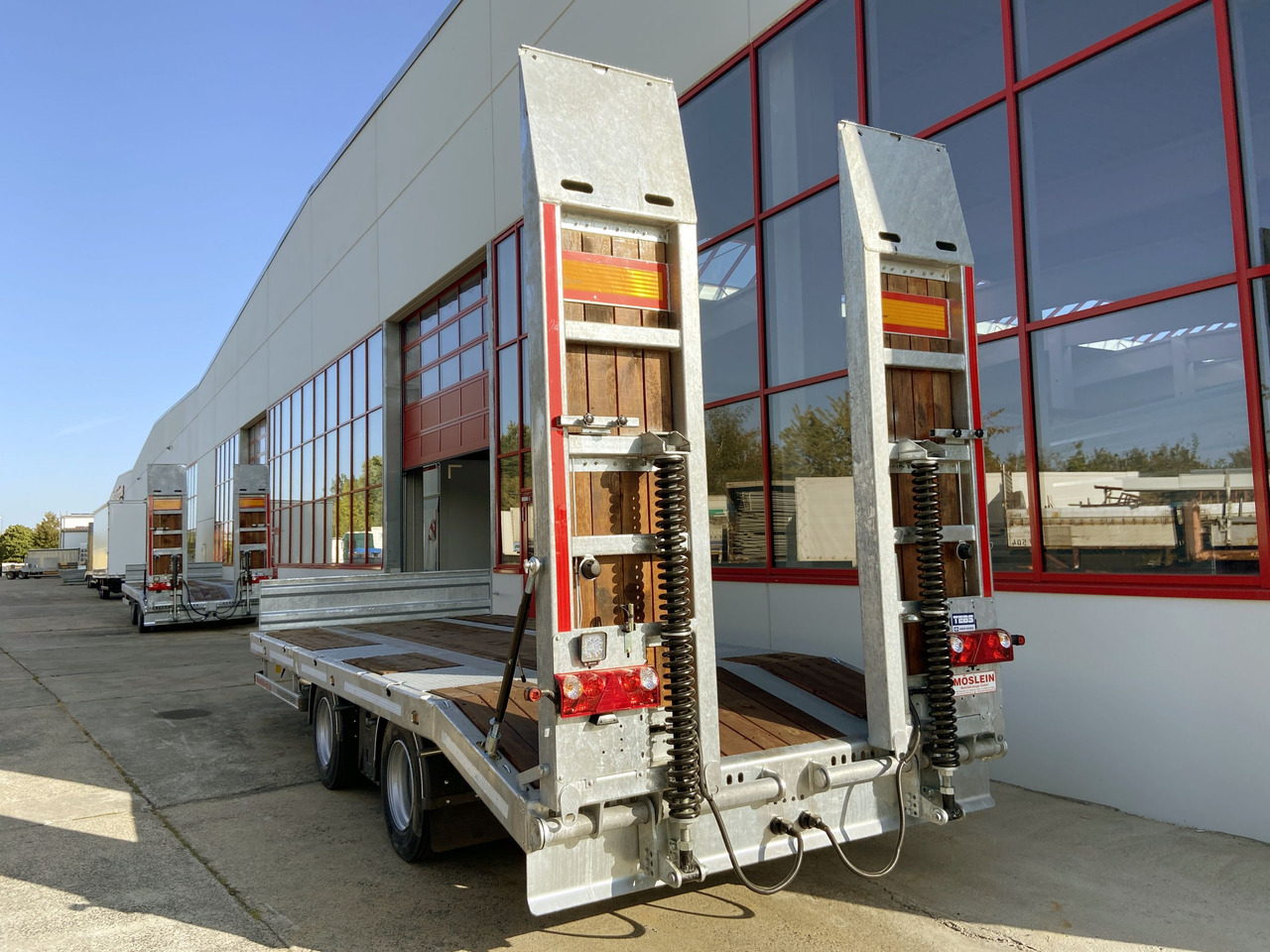 Möslein TT21- 7,2 21 t Tandemtieflader, Luftgefedert, NEU - Low loader trailer: picture 2 Möslein TT21- 7,2 21 t Tandemtieflader, Luftgefedert, NEU - Low loader trailer: picture 2
