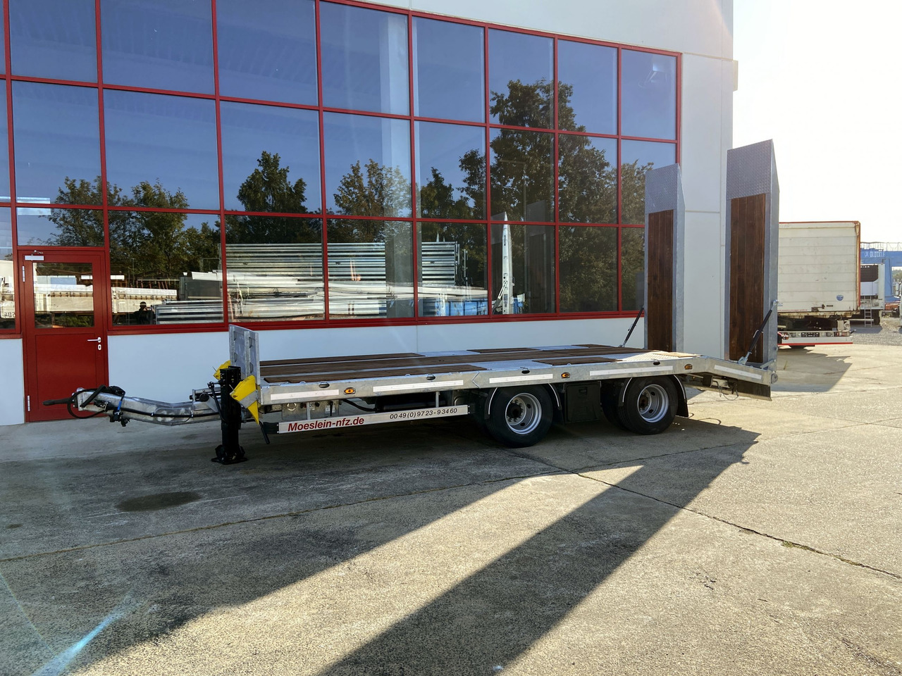 Möslein TT21- 7,2 21 t Tandemtieflader, Luftgefedert, NEU - Low loader trailer: picture 5 Möslein TT21- 7,2 21 t Tandemtieflader, Luftgefedert, NEU - Low loader trailer: picture 5