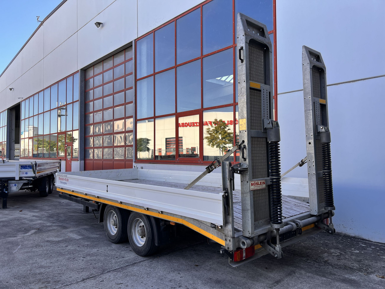 Möslein TTS 11 Schwebheim Tandemtieflader - Low loader trailer: picture 5 Möslein TTS 11 Schwebheim Tandemtieflader - Low loader trailer: picture 5