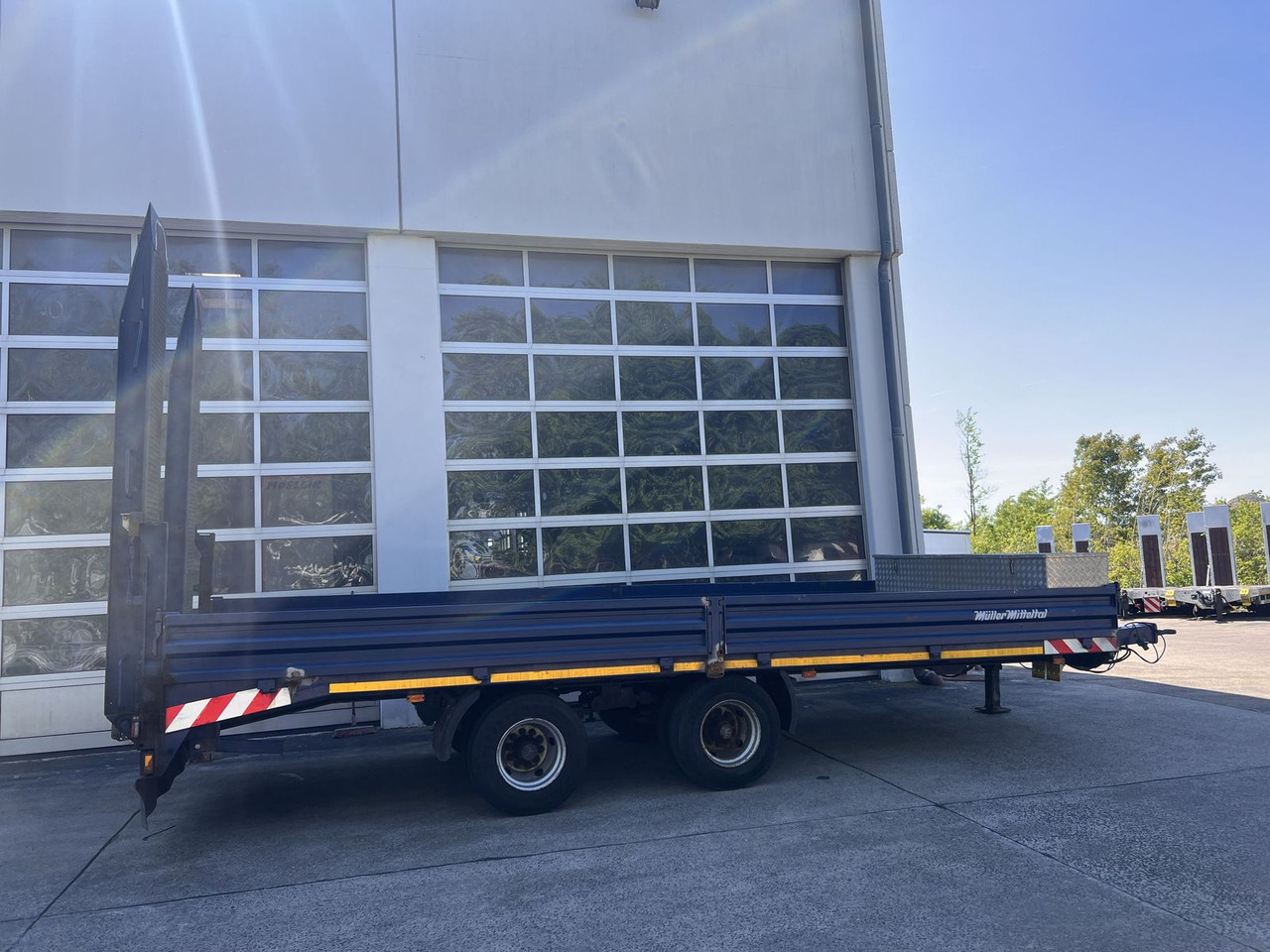 Müller-Mitteltal 21 t Tandemtieflader - Low loader trailer: picture 1 Müller-Mitteltal 21 t Tandemtieflader - Low loader trailer: picture 1