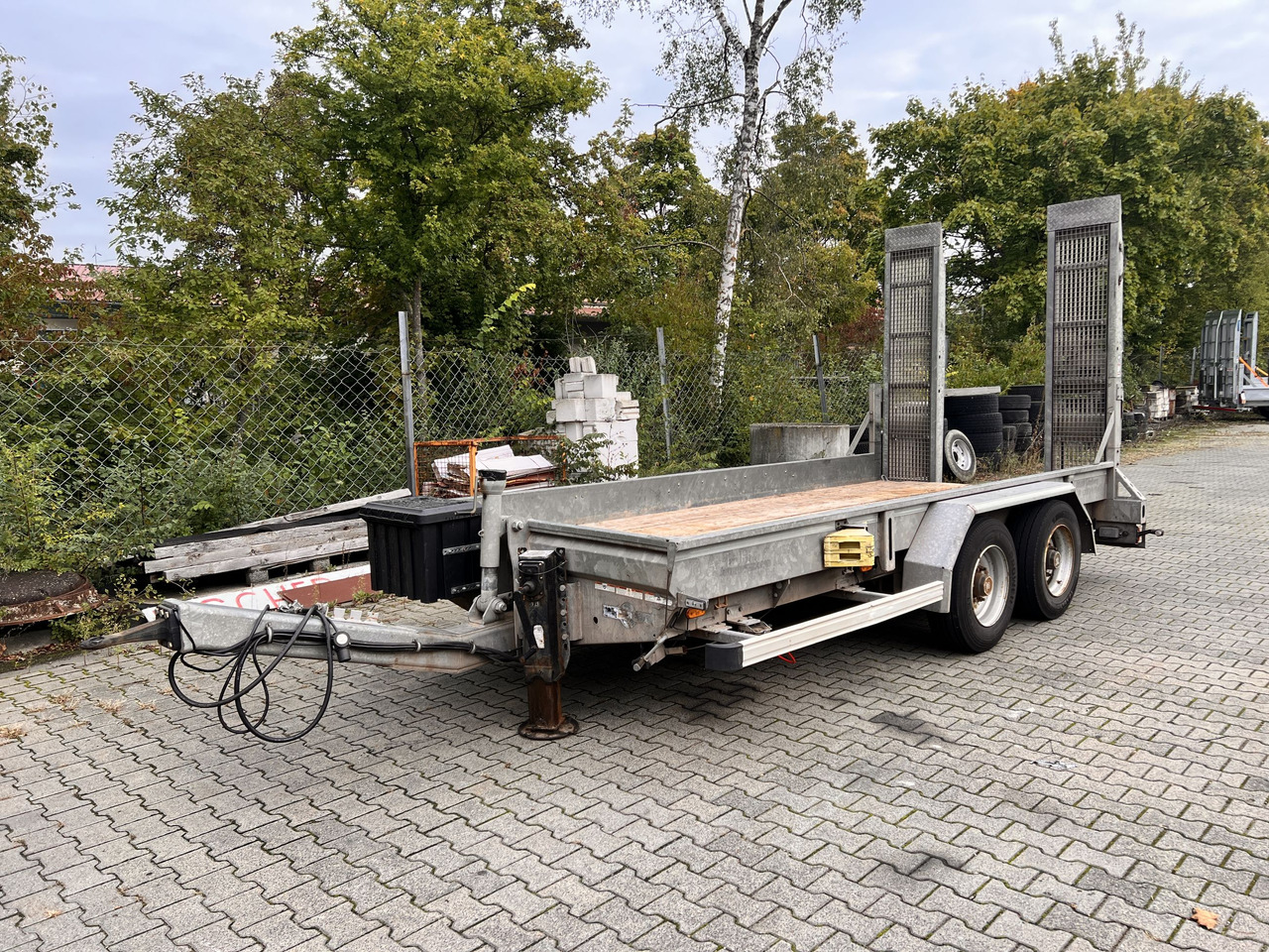 Tt Tandemtieflader - Low loader trailer: picture 2 Tt Tandemtieflader - Low loader trailer: picture 2