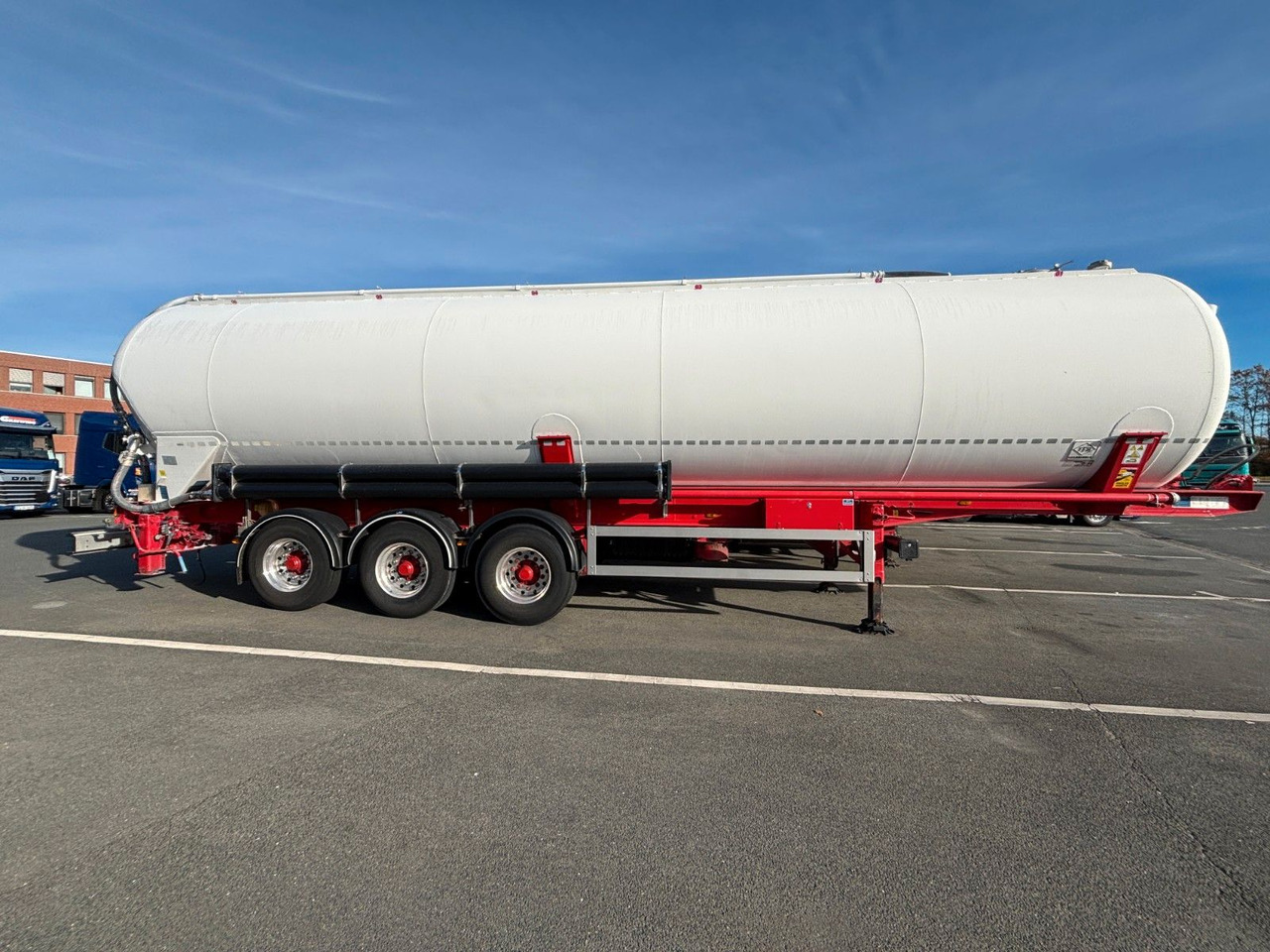 Feldbinder KIP 60.3 E-Hydraulik - Silo semi-trailer: picture 5 Feldbinder KIP 60.3 E-Hydraulik - Silo semi-trailer: picture 5