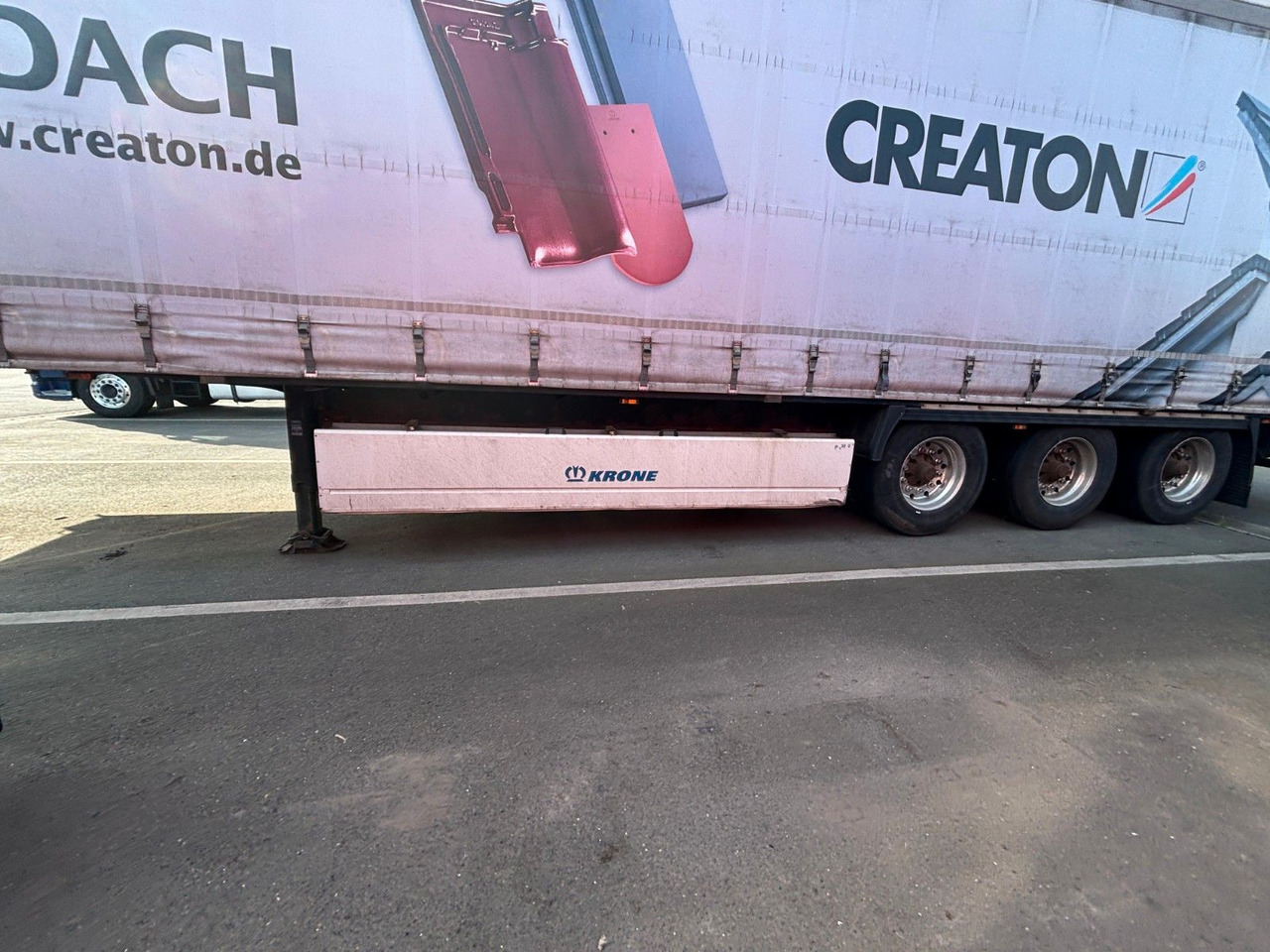 Krone SD Plane + Staplerhalterung - Curtainsider semi-trailer: picture 5 Krone SD Plane + Staplerhalterung - Curtainsider semi-trailer: picture 5