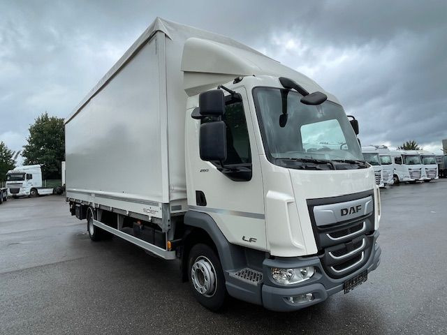 DAF LF 230 FA 12t Spier Pritsche Plane LBW - Curtainsider truck: picture 2 DAF LF 230 FA 12t Spier Pritsche Plane LBW - Curtainsider truck: picture 2