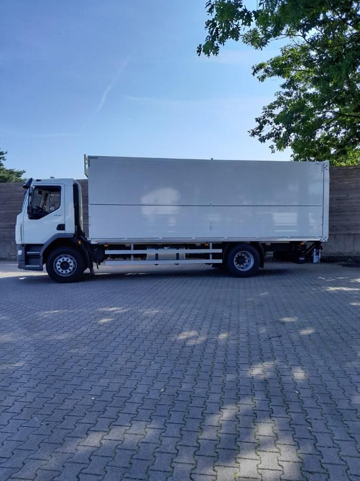 DAF XB 310 FA 18t Getränkeaufbau DAF XB 310 FA 18t Getränkeaufbau - Beverage truck: picture 3 DAF XB 310 FA 18t Getränkeaufbau DAF XB 310 FA 18t Getränkeaufbau - Beverage truck: picture 3