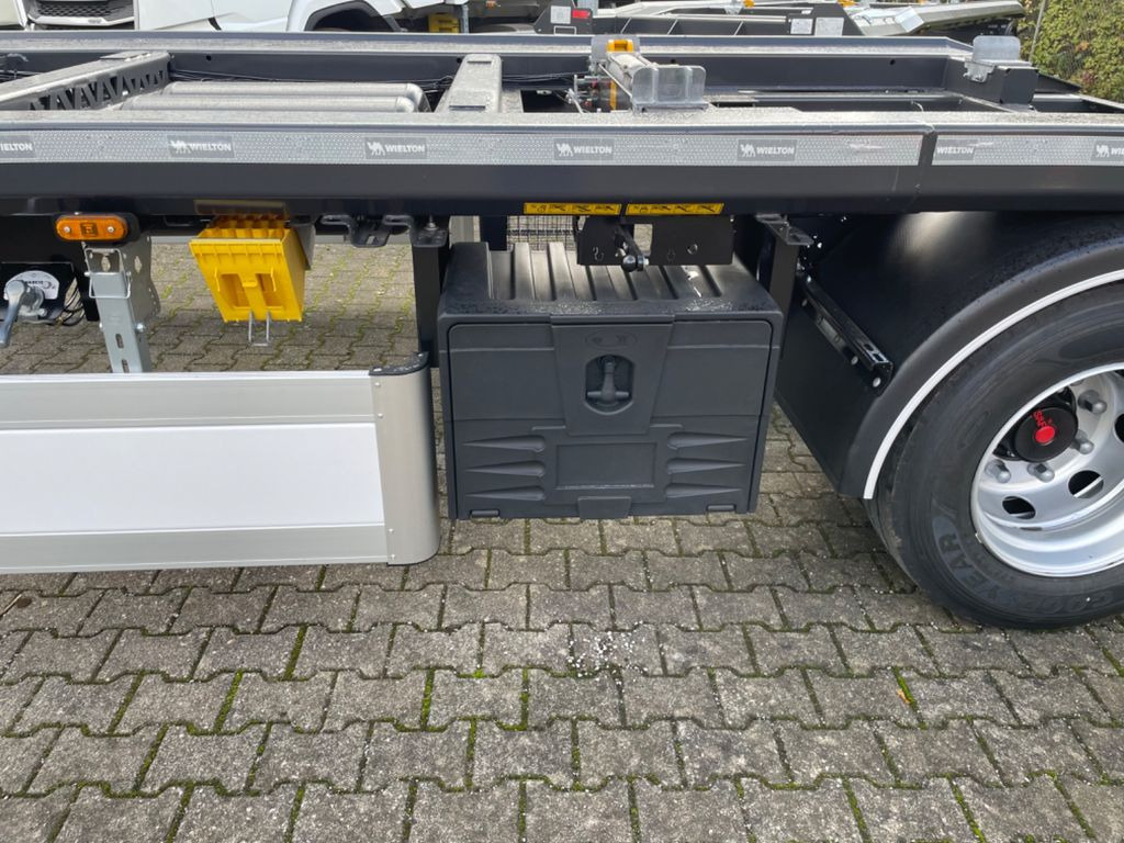 New Roll-off/ Skip trailer Wielton 2-Achs Außenroller-Abrollanhänger: picture 10