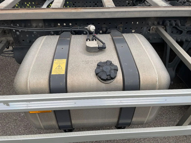 Container transporter/ Swap body truck Mercedes-Benz Antos 1927 2016 renova wissellaadbak systeem: picture 15