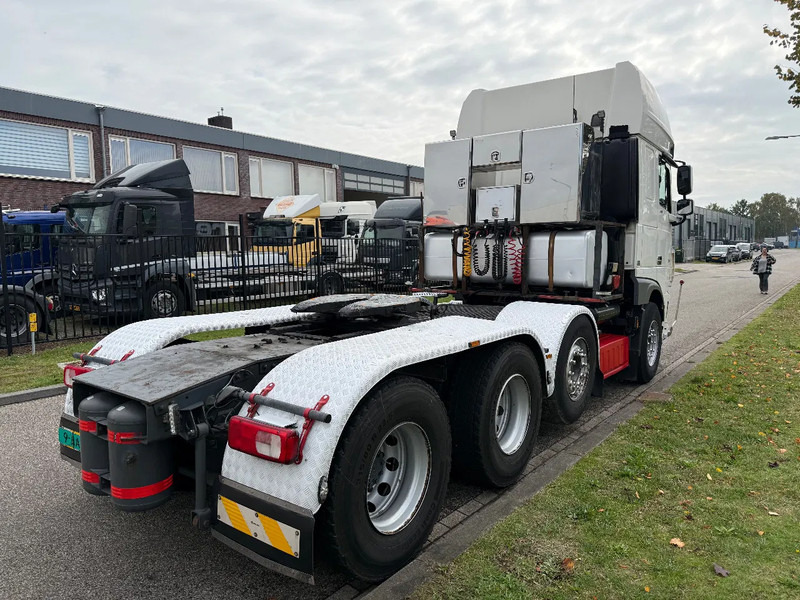 DAF XF 530 FTM 8X4 handgeschakeld 8-2018 retarder - Tractor unit: picture 3 DAF XF 530 FTM 8X4 handgeschakeld 8-2018 retarder - Tractor unit: picture 3