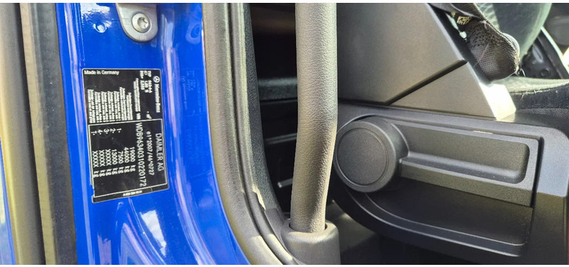 Tractor unit Mercedes-Benz Actros 1833: picture 10