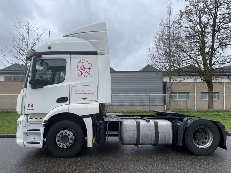 Tractor unit Mercedes-Benz Actros 1836 L 2-2014 bj 831.000 km: picture 6 Tractor unit Mercedes-Benz Actros 1836 L 2-2014 bj 831.000 km: picture 6