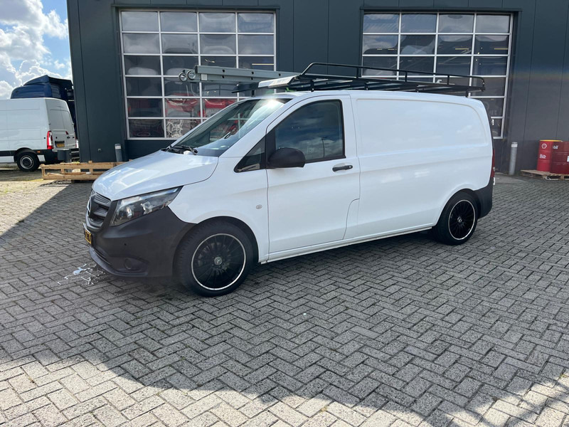 Mercedes-Benz Vito 111 cdi , euro 6, camera, airco compleet met was installatie - Small van: picture 1 Mercedes-Benz Vito 111 cdi , euro 6, camera, airco compleet met was installatie - Small van: picture 1