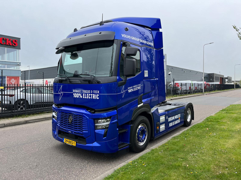 Renault T E-tech T4x2 540kWh 6-packs battery Sleeper Cab 2 beds, Nieuwstaat/New condition - Tractor unit: picture 1 Renault T E-tech T4x2 540kWh 6-packs battery Sleeper Cab 2 beds, Nieuwstaat/New condition - Tractor unit: picture 1