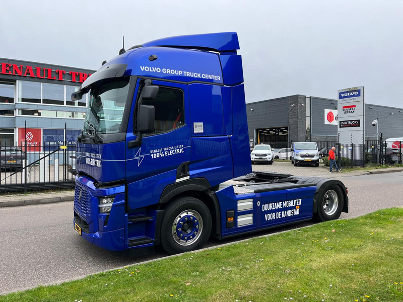 Renault T E-tech T4x2 540kWh 6-packs battery Sleeper Cab 2 beds, Nieuwstaat/New condition - Tractor unit: picture 2 Renault T E-tech T4x2 540kWh 6-packs battery Sleeper Cab 2 beds, Nieuwstaat/New condition - Tractor unit: picture 2